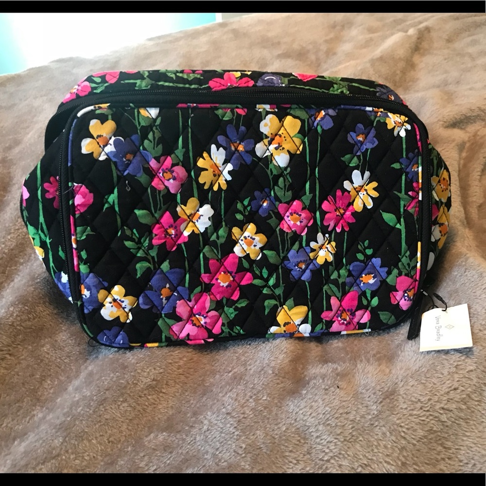 NWT Vera Bradley Large Blush and Brush Makeup case
